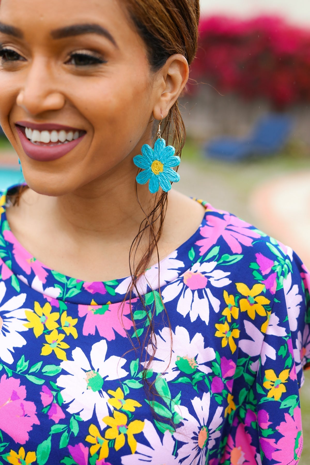 Sky Blue Daisy Flower Straw Dangle Earrings